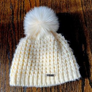 Chaos girls hat with fleece lining